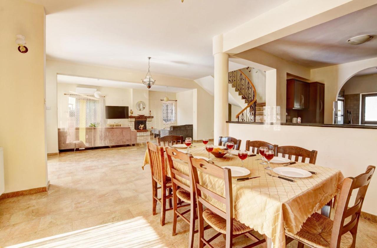 Villa Eva Aya Napa Dış mekan fotoğraf
